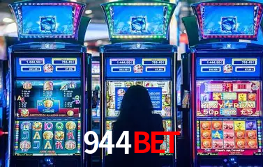 Descubra o Mundo do Cassino Online com 944bet